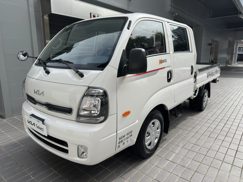 2025 Kia 卡旺 K2500 2WD 雙廂自排